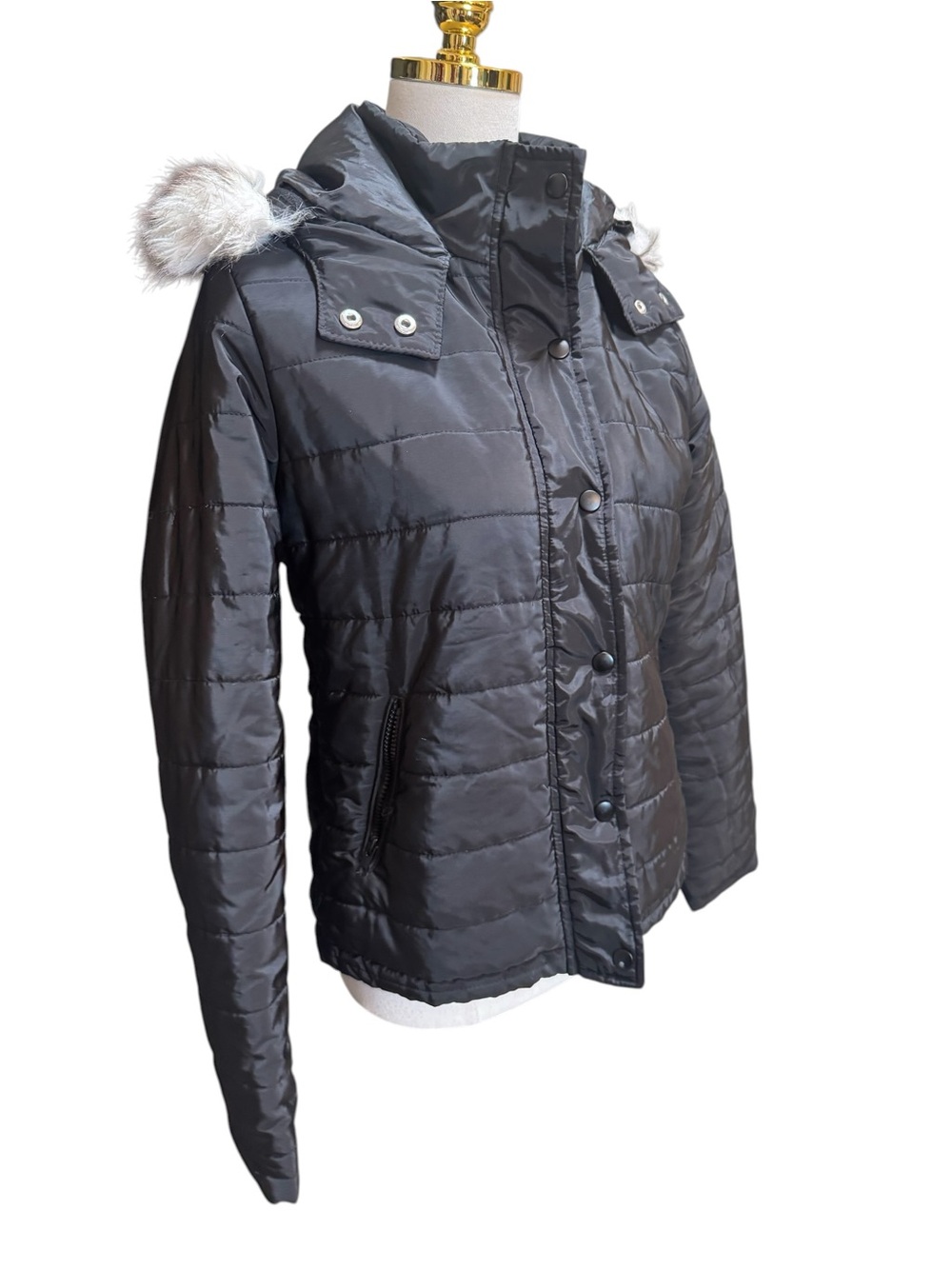 Ambiance Outerwear Black Puffer Jacket Faux Fur Hood Quilted NWOT Size S - Picture 5 of 12